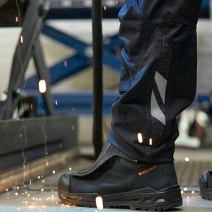 Funkenflug und Trennscheibe: So hält Mascot Stretch Workwear im Arbeitsalltag stand